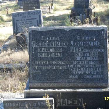 HAGEN Frederik 1886-1947 &amp; Johanna C.G. VAN NIEKERK 1893-1971 :: V.D. VYVER Hannetjie 1917-1981