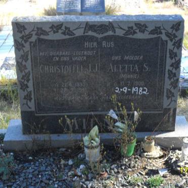 MIENIE Christoffel J.J. 1893-1951 &amp; Aletta S. MINNIE 1900-1982