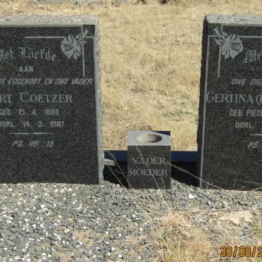 COETZER Gert 1888-1967 &amp; Gertina PIETERSEN 1887-1979