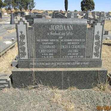 JORDAAN Ferdinand Christoffel  1868-1973 &amp; Engela Gertruida Jacoba KOTZE 1880-1961