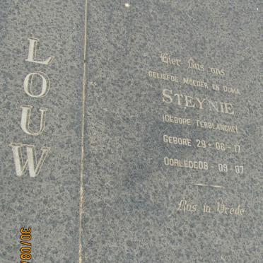 LOUW Tinnie 1908-1991 &amp; Steynie TERBLANCHE 1917-2007