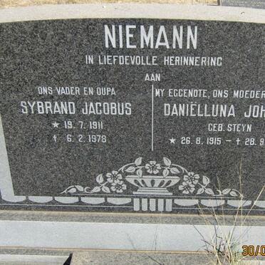 NIEMANN Sybrand Jacobus 1911-1978 &amp; Danielluna Johanna STEYN 1915-1976