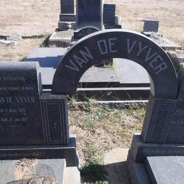 VYVER W., van de 1897-1951 &amp; Florence Evelyn SWART 1900-1989 :: VYVER Gertjie, van de 1944-1964