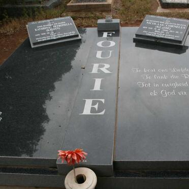 F - Vanne :: Surnames - F