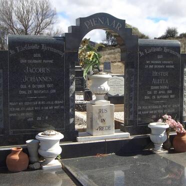 PIENAAR Jacobus Johannes 1908-1986 &amp; Hester Aletta GRIESEL 1909-1960