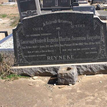REYNEKE Coenraad Frederik 1857-1942 &amp; Martha Jacomina PIENAAR 1862-1953