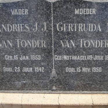 TONDER Andries J.J., van 1859-1942 &amp; Gertruida M. NOTHNAGEL 1863-1950
