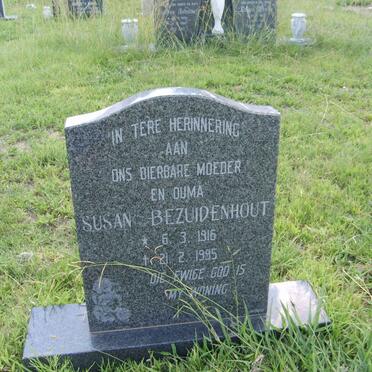 BEZUIDENHOUT Susan 1916-1995