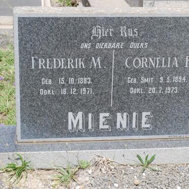 MIENIE Frederik M. 1883-1971 &amp; Cornelia E. SMIT 1894-1973