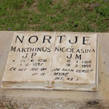 NORTJE Marthinus J.P. 1891-1952 &amp; Nicolasina J.M. 1906-1990