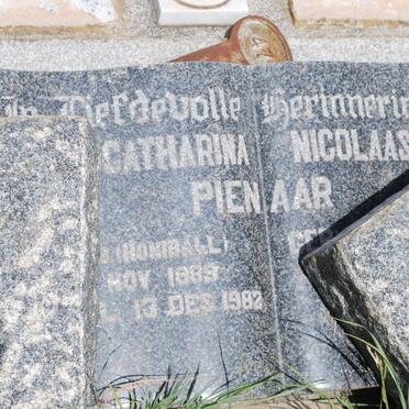 PIENAAR Nicolaas Louis ?-? &amp; Catharina HONIBALL 1889-1982