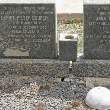 COOPER Gerrie Pieter 1872-1960 &amp; Anna Maria BEUKES 1884-1970
