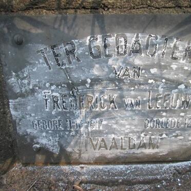 LEEUWEN Frederick, van 1917-1936