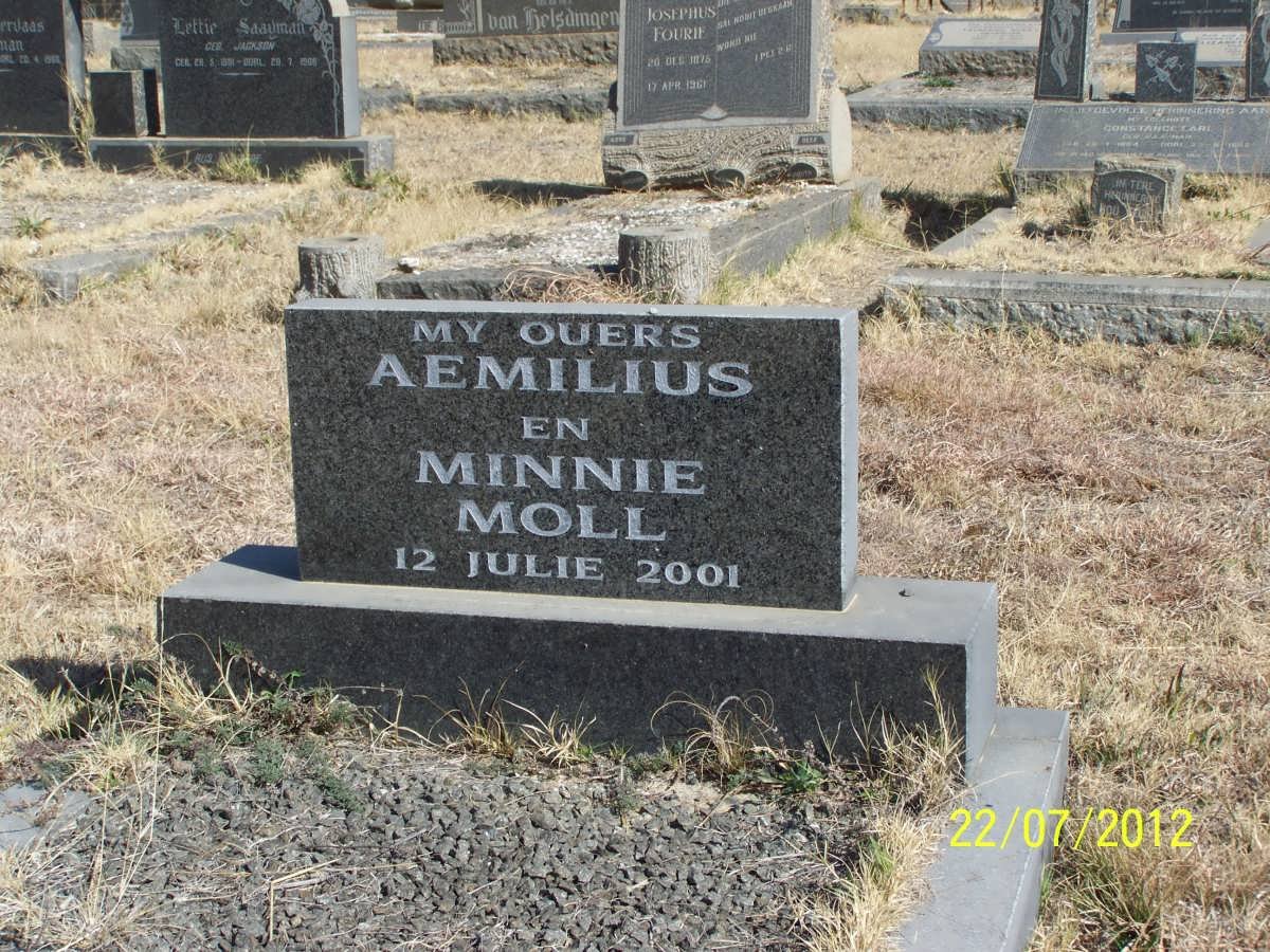 MOLL Aemilius -2001 &amp; Minnie