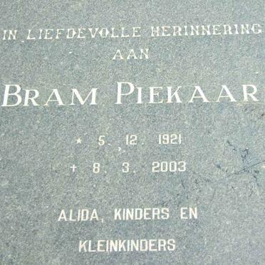 PIEKAAR Bram 1921-2003