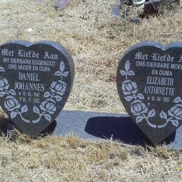 ? Daniel Johannes 1947-2002 &amp; Elizabeth Antoinette 1952-