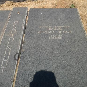 BEZUIDENHOUT Jeremia Jesaja 1919-1991 &amp; Sophia Carolina MULLER 1920-1991 _1