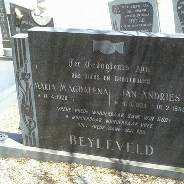 BEYLEVELD Jan Andries 1924-1985 &amp; Maria Magdalena 1928-