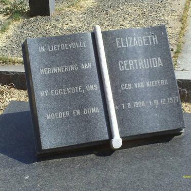 CROUCAMP Willem Johannes Mattheus 1907-1986 &amp; Elizabeth Gertruida VAN NIEKERK 1908-1977 