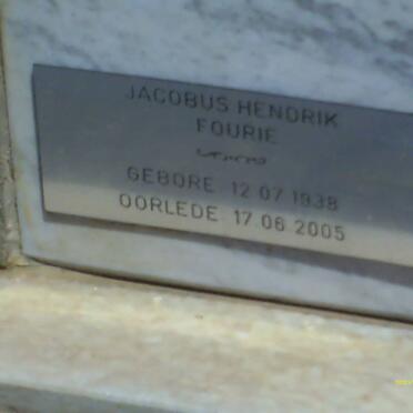 FOURIE Jacobus Hendrik 1938-2005 &amp; Antha WESSELS 1942-1987 _2