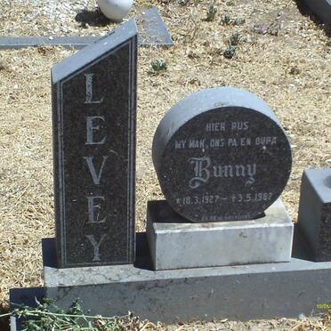 LEVEY Bunny 1927-1987