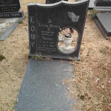 LOUW Shane 1972-1989