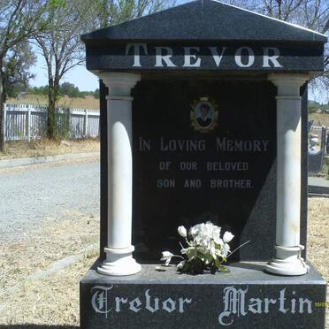 MARTIN Trevor 1971-1988