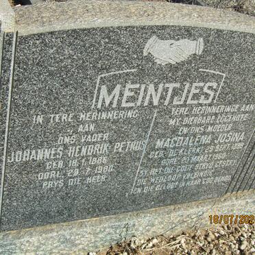 MEINTJES Johannes Hendrik Petrus 1886-1980 &amp; Magdalena Josina DE KLERK 1888-1960