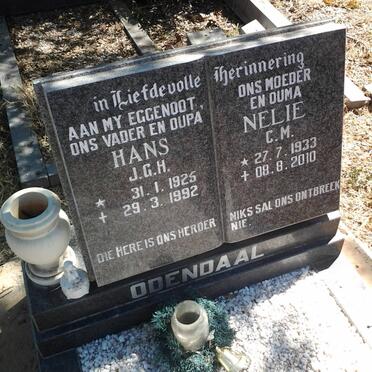 ODENDAAL J.G.H. 1925-1992 &amp; C.M. 1933-2010