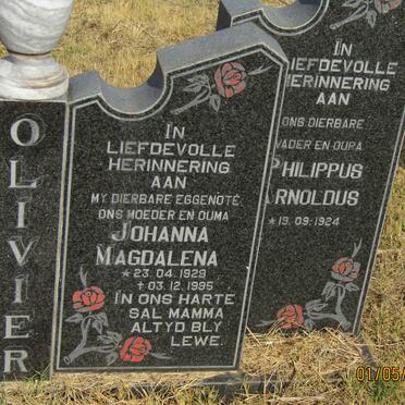 OLIVIER Philippus Arnoldus 1924-  &amp; Johanna Magdalena 1921-1995