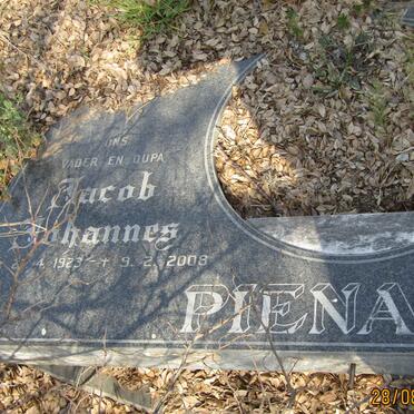 PIENAAR Jacob Johannes 1923-2008 &amp; Esther Naomi 1922-1984 _2