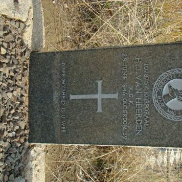 HEERDEN H.J., van -1946