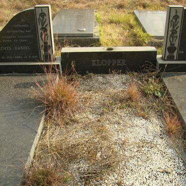 KLOPPER Mathys Daniel 1922-1972 &amp; Anna Maria VORSTER 1924-1998