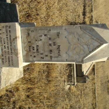 LOTZ Anna Hendriena Elizabeth nee KUNZ 194?-