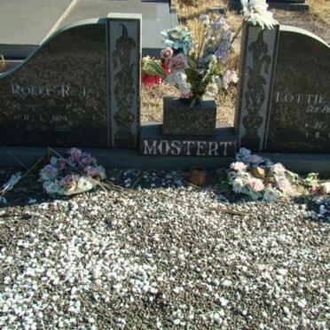 MOSTERD Roelf R.J. 1924-  &amp; Lottie P.M.C. PRETORIUS 1934-1987