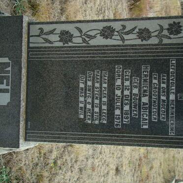 NEL Hermiena Abigail nee BOUWER 1897-1976