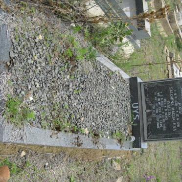 UYS Jacobus Stephanus 1920-1991 &amp; Salomina Magdalena V.D. BERG 1925-2009