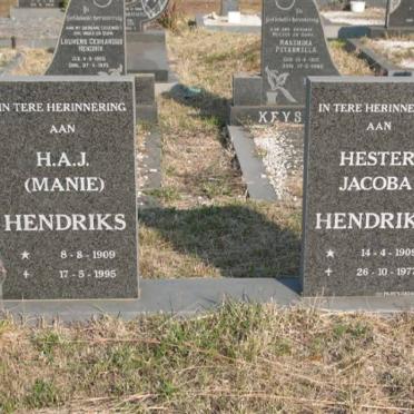 HENDRIKS H.A.J. 1909-1995 &amp; Hester Jacoba 1909-1977