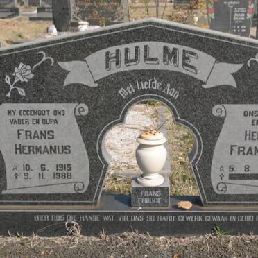 HULME Frans Hermanus 1915-1988 &amp; Hester Francina 1922-