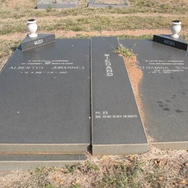 WIEGAND Albertus Johannes 1918-1987 &amp; Catharina Susanna REDELINGHUYS 1920-