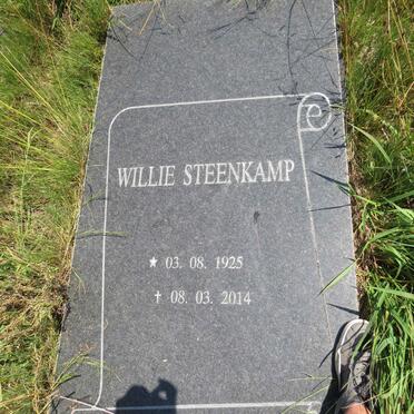 STEENKAMP Willie 1925-2014