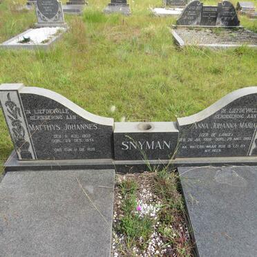 SNYMAN Matthys Johannes 1903-1974 & Anna Johanna Maria DE LANGE 1905-1980