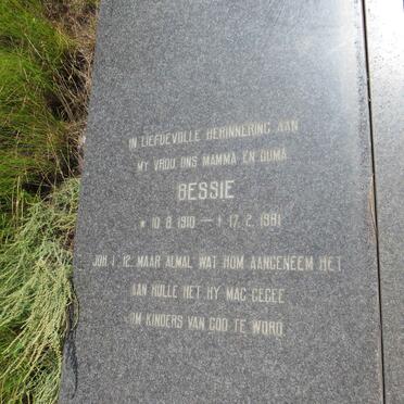 VORSTER Jim 1907-1982 & Bessie 1910-1981 _2