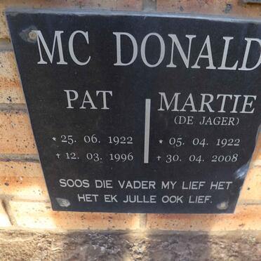 MCDONALD Pat 1922-1996 & Martie DE JAGER 1922-2008