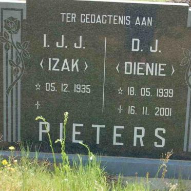 PIETERS I.J.J. 1935- &amp; D.J. 1939-2001