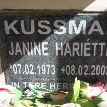 KUSSMAN Janine Hariétte 1973-2003