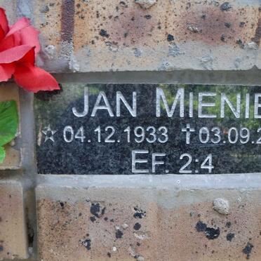 MIENIE Jan 1933-2015