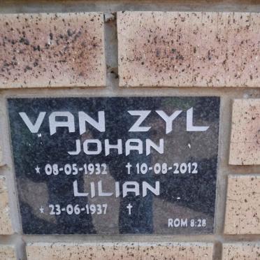 ZYL Johan, van 1932-2012 &amp; Lilian 1937-