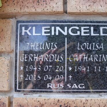 KLEINGELD Theunis Gerhardus 1943-2015 &amp; Louisa Catharina 1941-