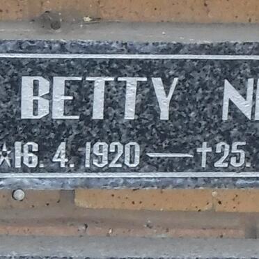 NELL Betty 1920-2004